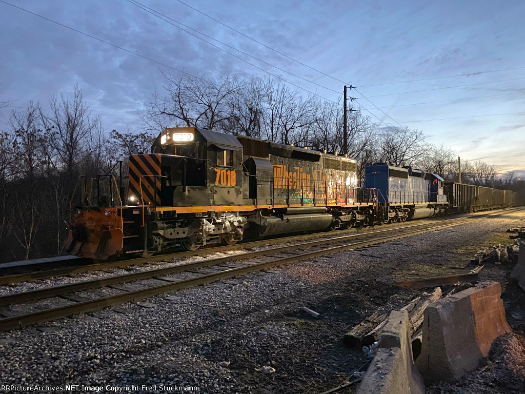 WE 7010 leads a Bluebird, I think it's 7004.